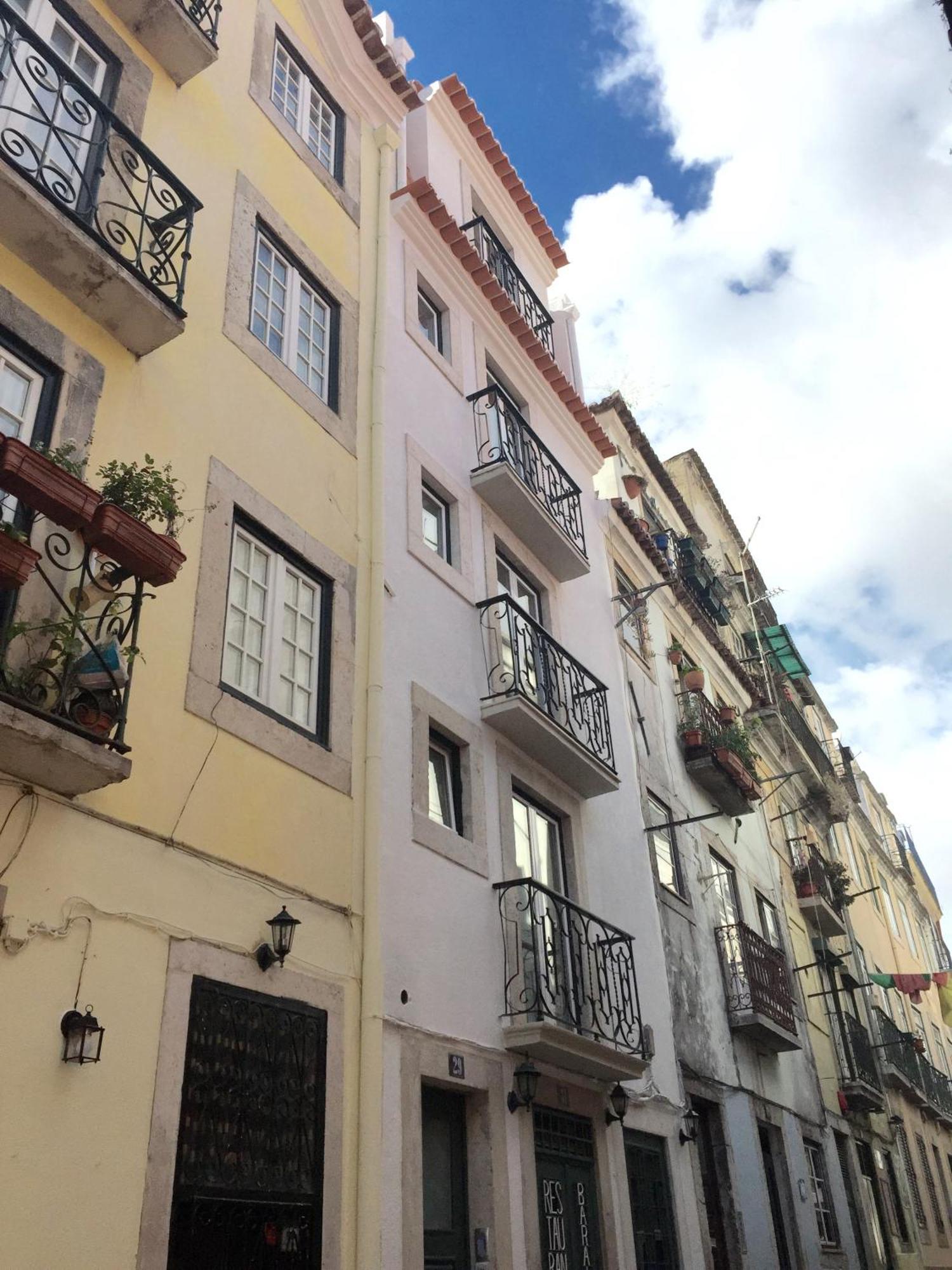 Bairro Alto Studio Apartments - By Lu Holidays Lisbon Exterior photo